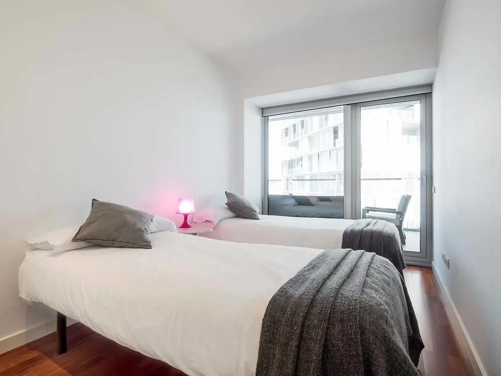 Rent Top Apartments Beach-Diagonal Mar Barcelona 0*,  Espanha